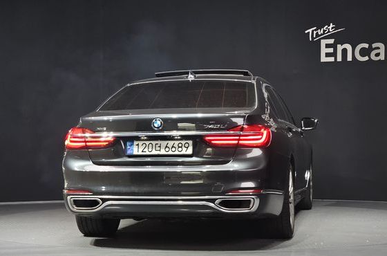 BMW 7-Series 740Li xDrive — пробег 142 487 км — фото 4 из 5