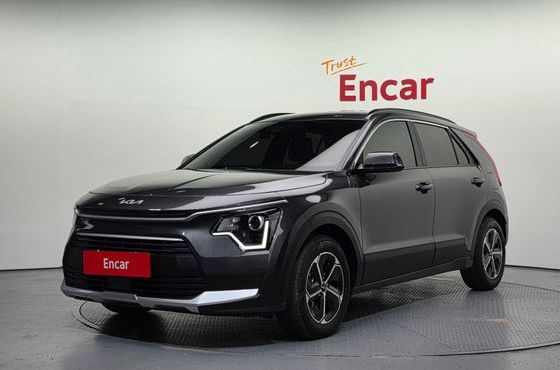 Kia Niro Trendy — пробег 8 796 км — фото 1 из 5