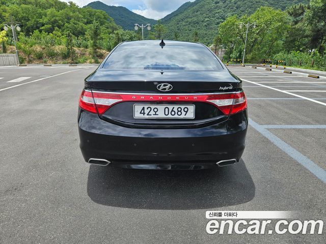 Hyundai Grandeur Premium — пробег 154 000 км — фото 4 из 5