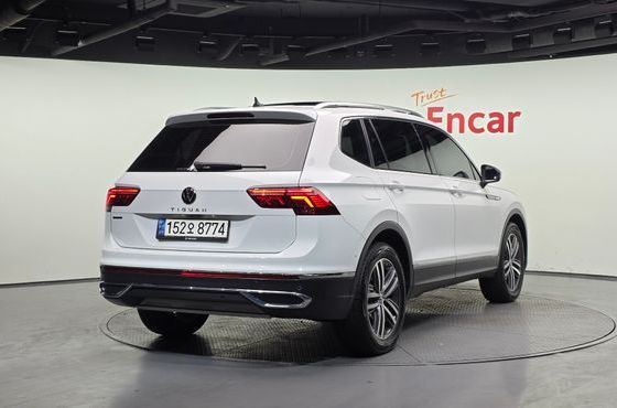 Volkswagen Tiguan 2.0 TSI Prestige — пробег 81 013 км — фото 2 из 5