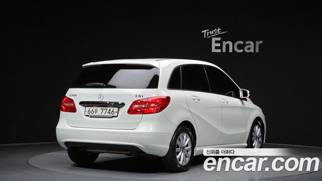 Mercedes-Benz B-Class B200 CDI Blue efficiency — пробег 84 822 км — фото 2 из 5