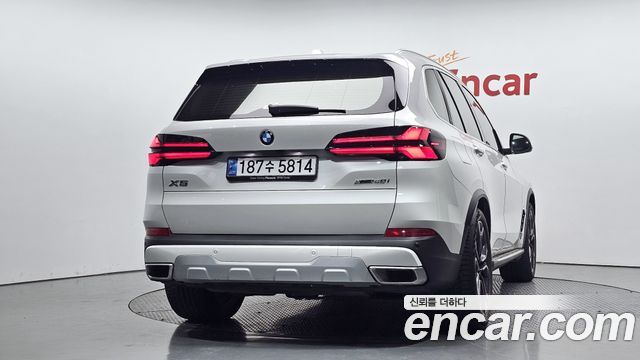 BMW X5 xDrive 40i xLine — пробег 13 334 км — фото 2 из 5