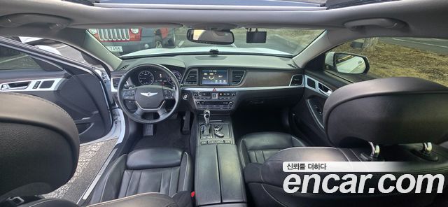 Hyundai Genesis из Кореи Encar