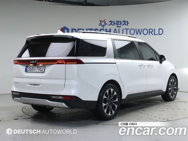 Kia Carnival 9-Seater Prestige — пробег 86 724 км — фото 2 из 5