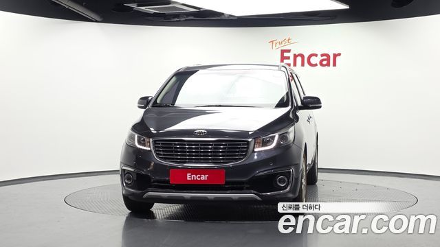 Kia Carnival 9-seater Prestige — пробег 49 292 км — фото 3 из 5
