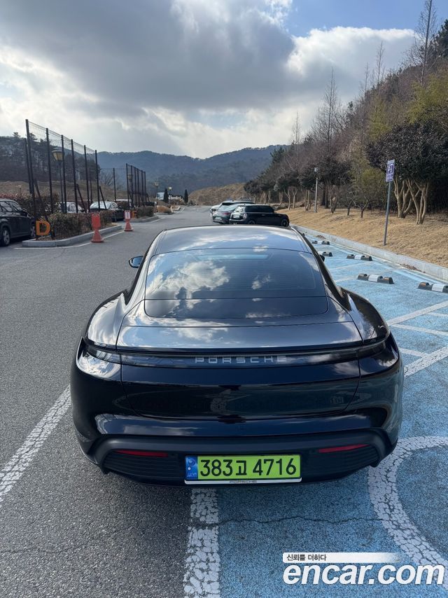 Porsche Taycan из Кореи Encar