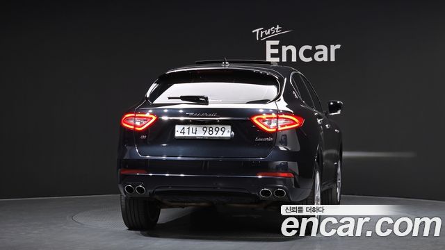 Maserati Levante из Кореи Encar
