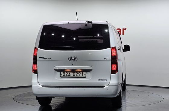 Hyundai Starex Van 3-Seater Smart — пробег 46 727 км — фото 4 из 5