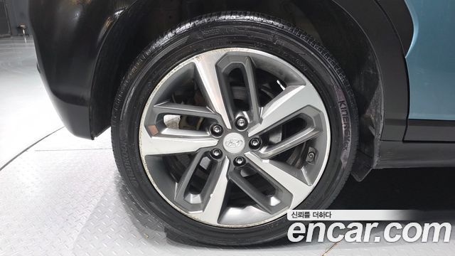 Hyundai Kona из Кореи Encar