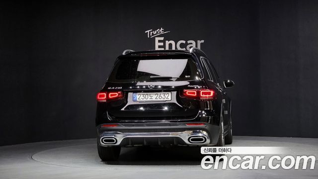 Mercedes-Benz GLB-Class GLB250 4MATIC — пробег 80 355 км — фото 4 из 5