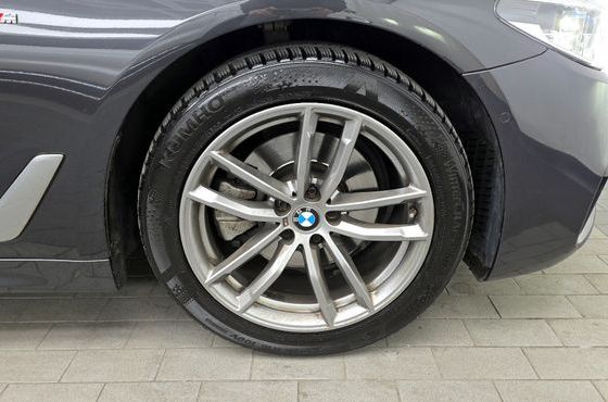 BMW 5-Series 520i M Sport — пробег 66 204 км — фото 5 из 5