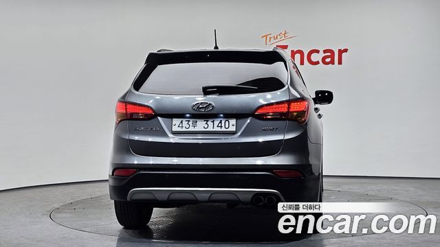 Hyundai Santafe Diesel(e-VGT) 2.0 2WD Exclusive — пробег 226 777 км — фото 4 из 5