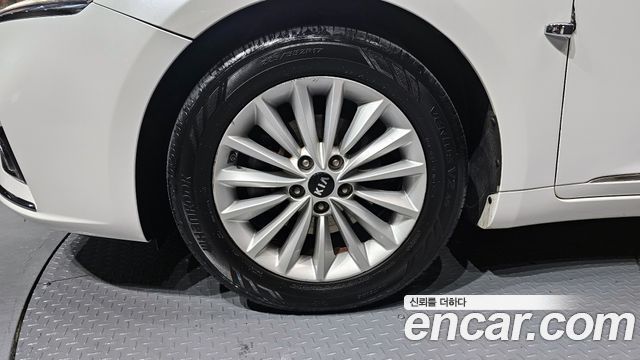 Kia K7 из Кореи Encar