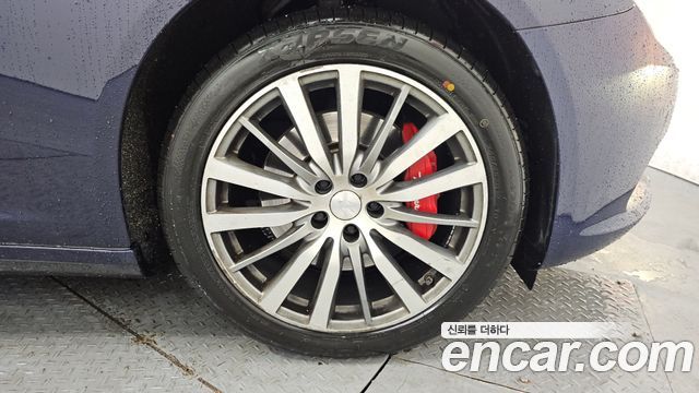 Maserati Quattroporte из Кореи Encar