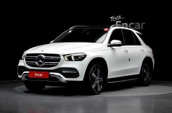 Mercedes-Benz GLE-Class GLE300d 4MATIC — пробег 132 919 км — фото 1 из 5