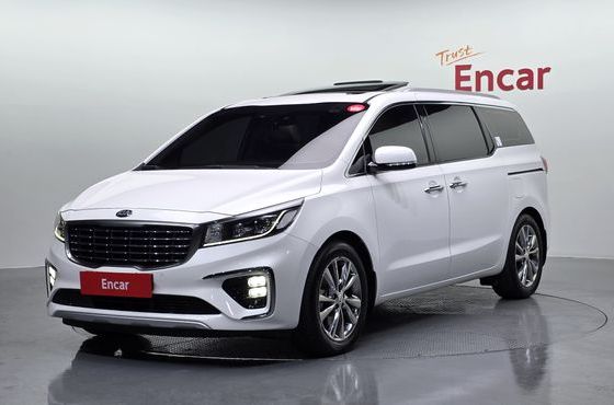 Kia Carnival 9-Seater Prstige — пробег 119 185 км — фото 1 из 5