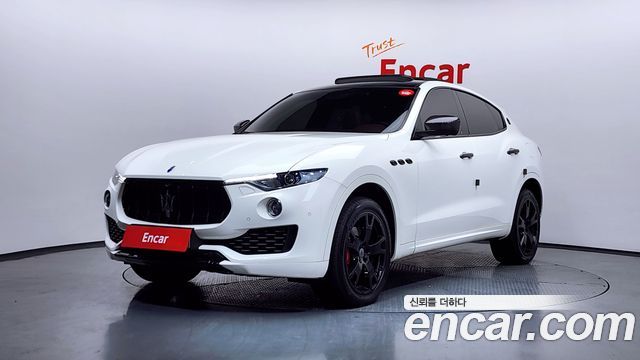 Maserati Levante из Кореи Encar