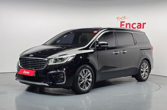 Kia Carnival 9-Seater Noblesse Special — пробег 76 874 км — фото 1 из 5