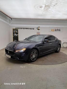 Maserati Ghibli 2.0 Gransport 3rd — пробег 20 100 км — фото 1 из 5