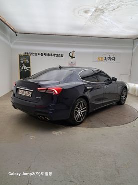 Maserati Ghibli 2.0 Gransport 3rd — пробег 20 100 км — фото 2 из 5