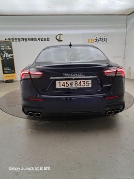 Maserati Ghibli 2.0 Gransport 3rd — пробег 20 100 км — фото 4 из 5