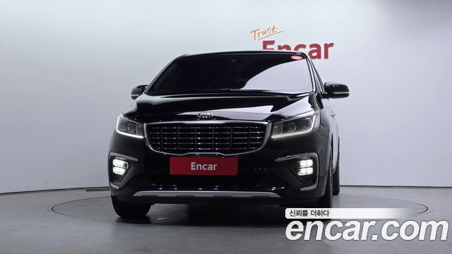 Kia Carnival 9-Seater Noblesse Special — пробег 121 055 км — фото 3 из 5