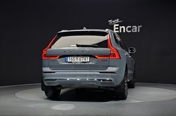 Volvo XC60 B5 Ultimate Bright — пробег 39 057 км — фото 4 из 5