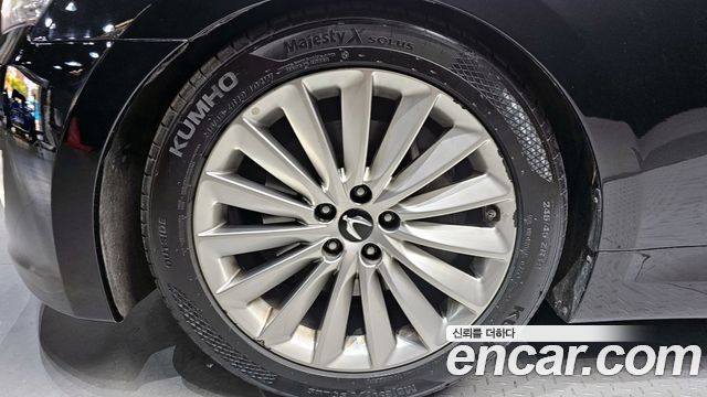 Hyundai Equus из Кореи Encar