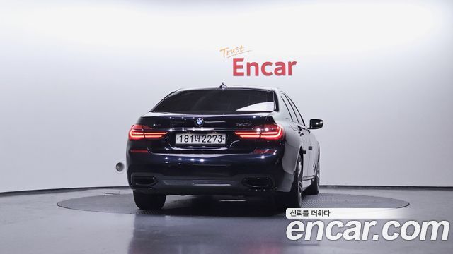 BMW 7-Series 740d xDrive M Sport — пробег 204 427 км — фото 4 из 5