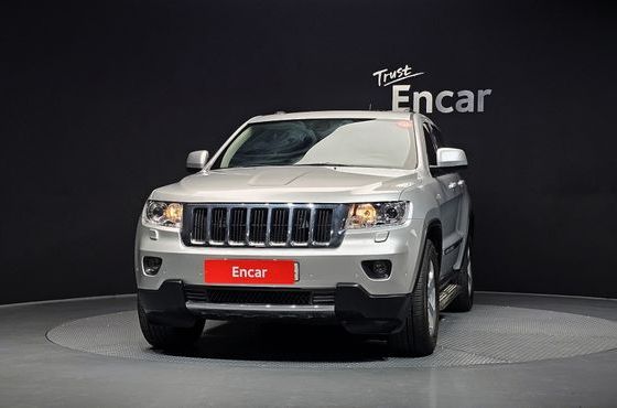Jeep Cherokee 3.0 Diesel Laredo WK2 — пробег 157 781 км — фото 3 из 5