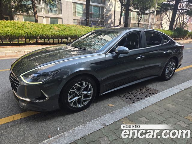 Hyundai Sonata 2.0 Premium — пробег 72 000 км — фото 2 из 5
