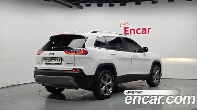 Jeep Cherokee 2.4 Limited AWD — пробег 74 322 км — фото 2 из 5