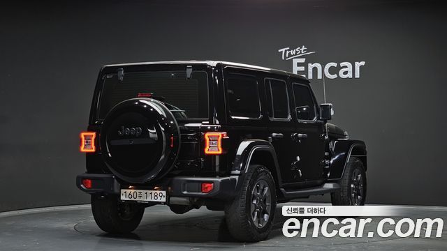 Jeep Wrangler 2.0 Overland 4Door — пробег 72 006 км — фото 2 из 5