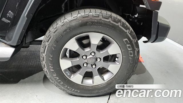 Jeep Wrangler 2.0 Overland 4Door — пробег 72 006 км — фото 5 из 5
