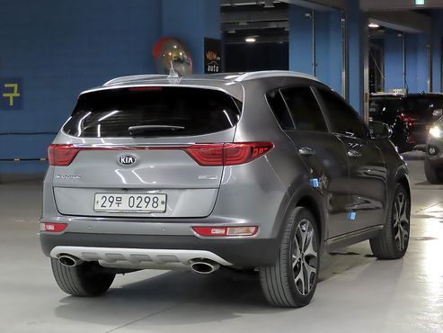 Kia Sportage Diesel 2WD Noblesse Special — пробег 127 012 км — фото 4 из 5