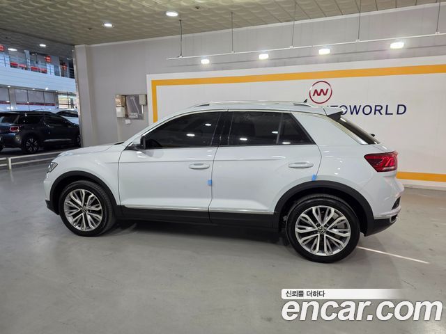 Volkswagen T-Roc 2.0 TDI Prestige — пробег 61 898 км — фото 2 из 5