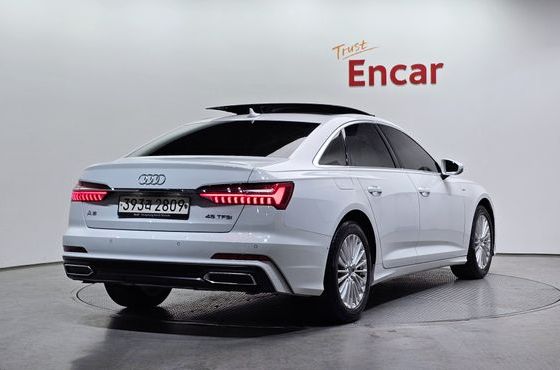 Audi A6 45 TFSI Premium — пробег 75 964 км — фото 2 из 5