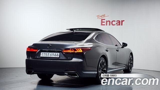 Lexus LS из Кореи Encar