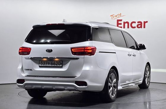 Kia Carnival Gasoline 9-Seater Noblesse Special — пробег 125 965 км — фото 2 из 5