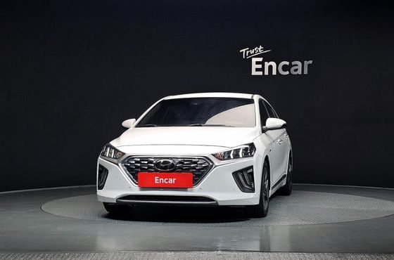 Hyundai Ioniq 1.6 HEV Q — пробег 84 234 км — фото 3 из 5