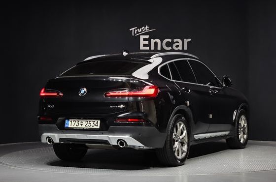 BMW X4 xDrive20d xLine — пробег 118 072 км — фото 2 из 5