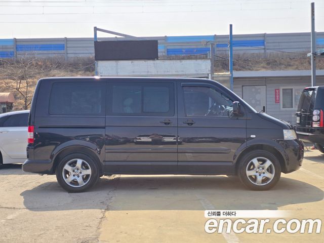 Volkswagen Multivan 2.0 — пробег 81 283 км — фото 3 из 5
