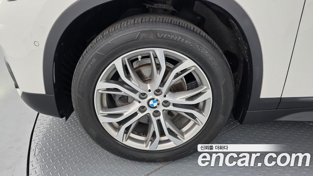 BMW X1 xDrive 18d Premium — пробег 134 992 км — фото 5 из 5