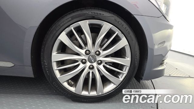 Hyundai Genesis из Кореи Encar