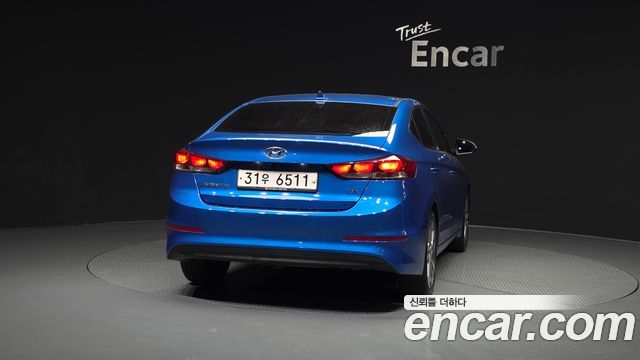 Hyundai AVANTE из Кореи Encar