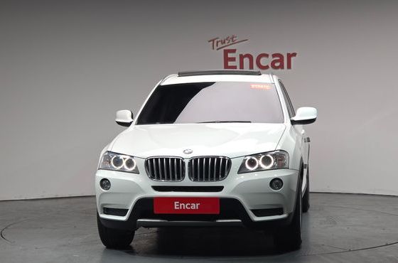 BMW X3 xDrive 30d High — пробег 142 331 км — фото 3 из 5
