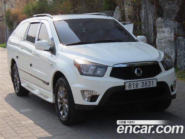 Ssangyong KORANDO Adventure 60th Edition 4WD — пробег 177 684 км — фото 2 из 5