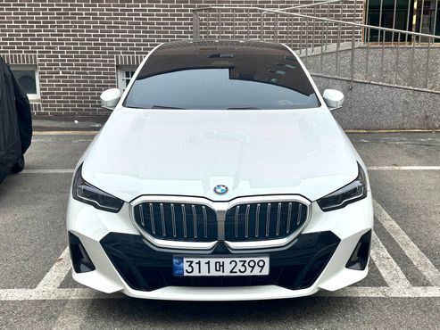 BMW 5-Series 520i M Sport — пробег 22 000 км — фото 2 из 5