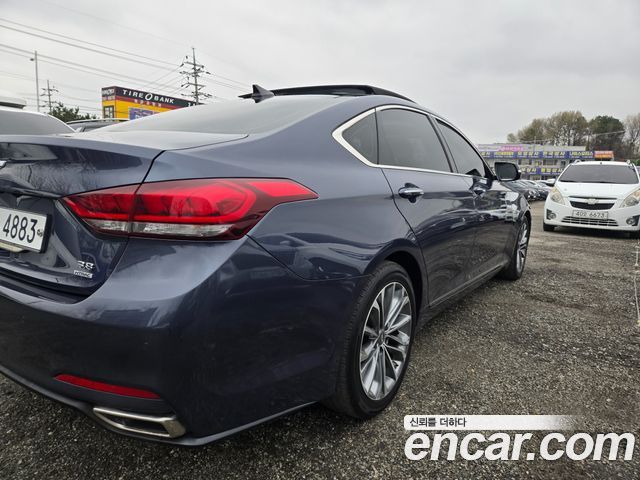 Hyundai Genesis из Кореи Encar