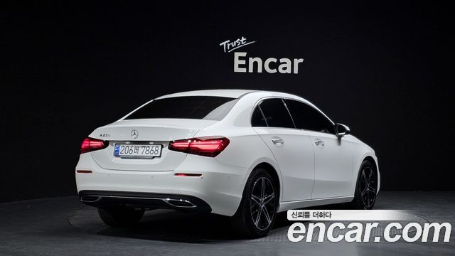 Mercedes-Benz A-Class A220 Sedan — пробег 31 125 км — фото 2 из 5